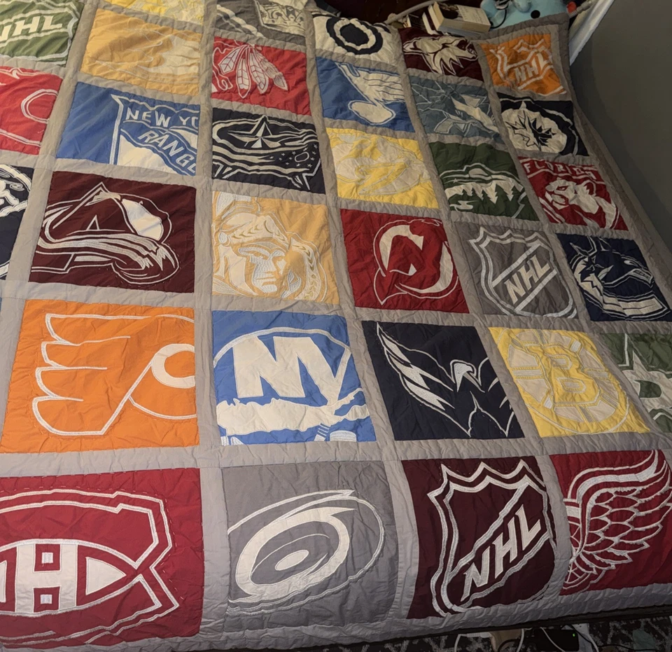 PB Teen NHL Hockey Team Logos Patchwork Quilt Size Double Reversible 83”x 84” - Image 2 of 4