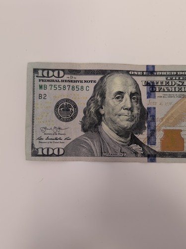 Series 2013 100 Dollar Note Bill Repeater Serial Number MB75587858C - Picture 2 of 6