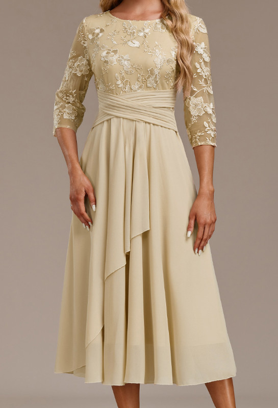 Champagne Embroidery 3/4 Sleeve Round Neck Cocktail Dress