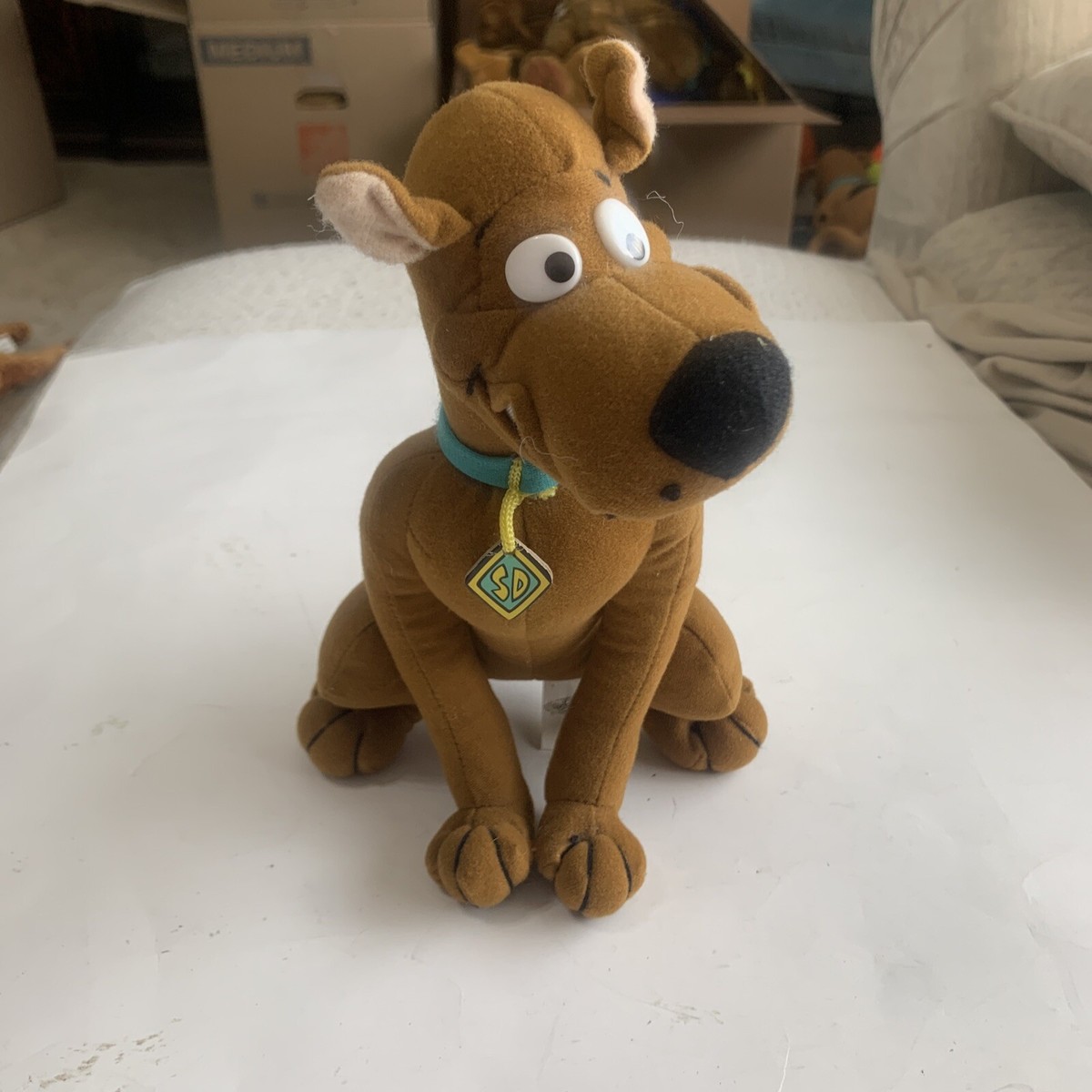 Vtg Warner Scooby Doo Dog Plush Collar 14” Stuffed Animal Sitting