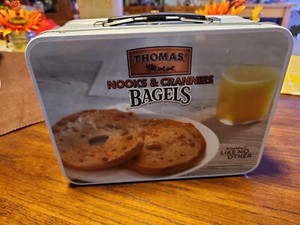 Thomas Bagels Nooks & Crannies Metal Lunchbox