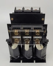 Yaskawa/Yasnac 200/220V 0.07 mH 160A 3PH LINE REACTOR R16500 Type UZBA-B