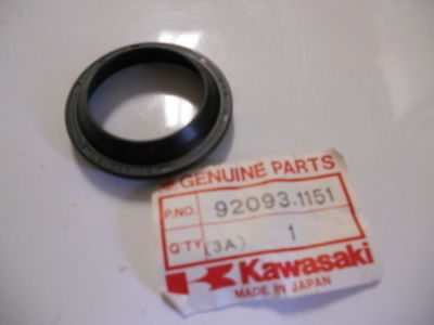 NOS 1983-1984 Kawasaki ZX750 ZX1100 OEM Front Fork Oil Seal PN