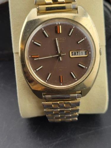 w/ Video:  Mid 70's SEIKO 7006-8059 17J Men's Automatic Watch Size 7 3/4" and Up