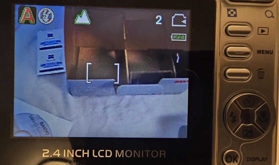 Sanyo VPC-503 5.0MP Compact Digital Camera - Silver Complete in Box Y2K Portable - Image 4 of 4