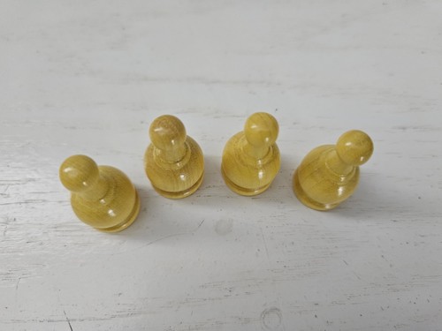 Vintage 1964 Parcheesi Gold Seal Edition Replacement Parts YELLOW Wood Pieces 4 - Picture 2 of 3