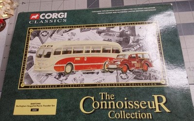 CORGI 36501 Diecast Limited Edition BARTONS Burlingham Bus w/ Morris Van Set