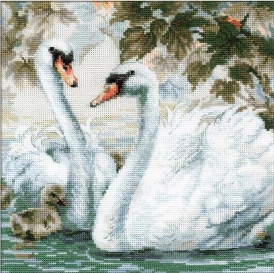Stickpakung Riolis Stickbild-Set Kreuzstich ''Weiße Schwäne'', Zählmuster 25x25cm
