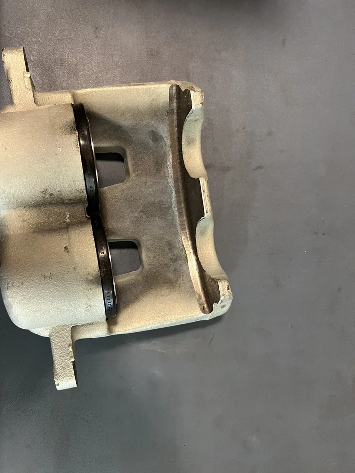 Nuevo de Lote Antiguo Dodge Ram Dakota Mitsubishi Raider Cardone Front RT Pinza de Freno OEM MOPAR Foto 3 de 4