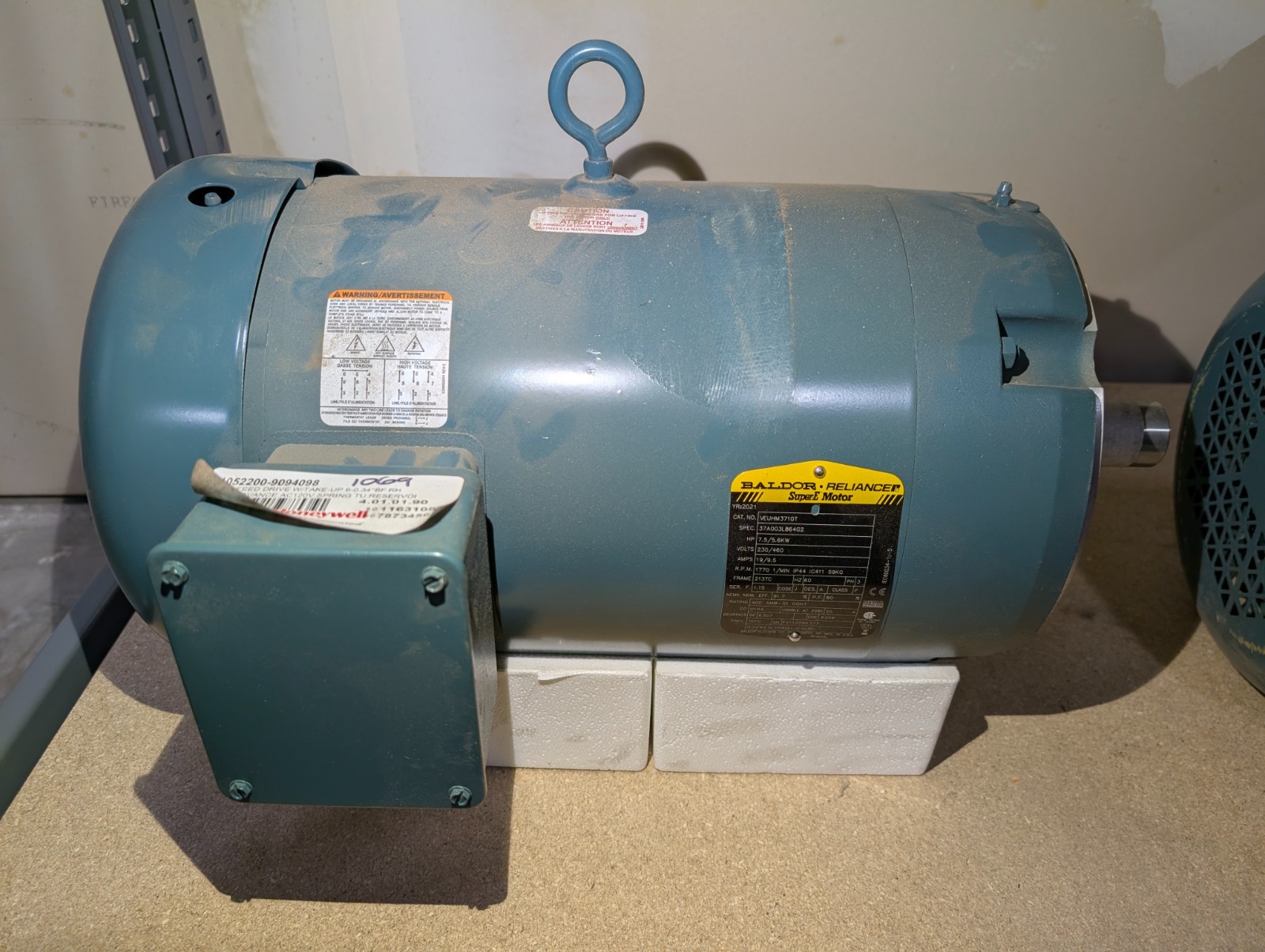 Baldor-Reliance (ABB) - 7.5 HP Industrial Conveyor Motor - Cat. No. VEUHM3710T