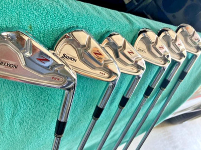Srixon Z725 Iron Set 6pcs 6-Pw,Aw Extra Stiff X Flex NS PRO MODUS3 TOUR 120 RH
