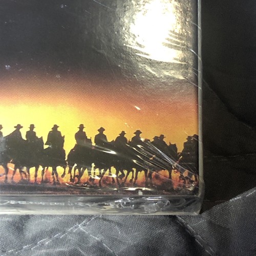 Tom Berenger Rustlers' Rhapsody New VHS 1985 Paramount Watermark Western NIB - Imagen 4 de 11