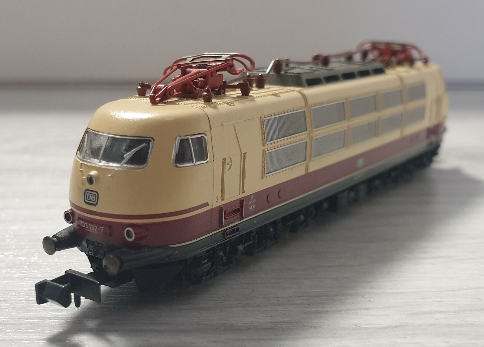 Picture 4 of 8