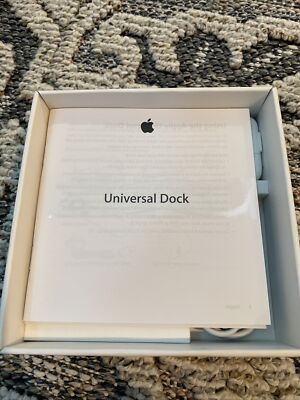 Apple Universal Dock For iPod And iPhone USB 30 Pin MC746LL/A With