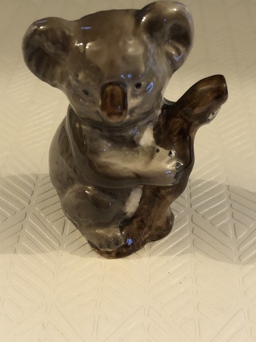 RARE BESWICK GLOSS KOALA BEAR