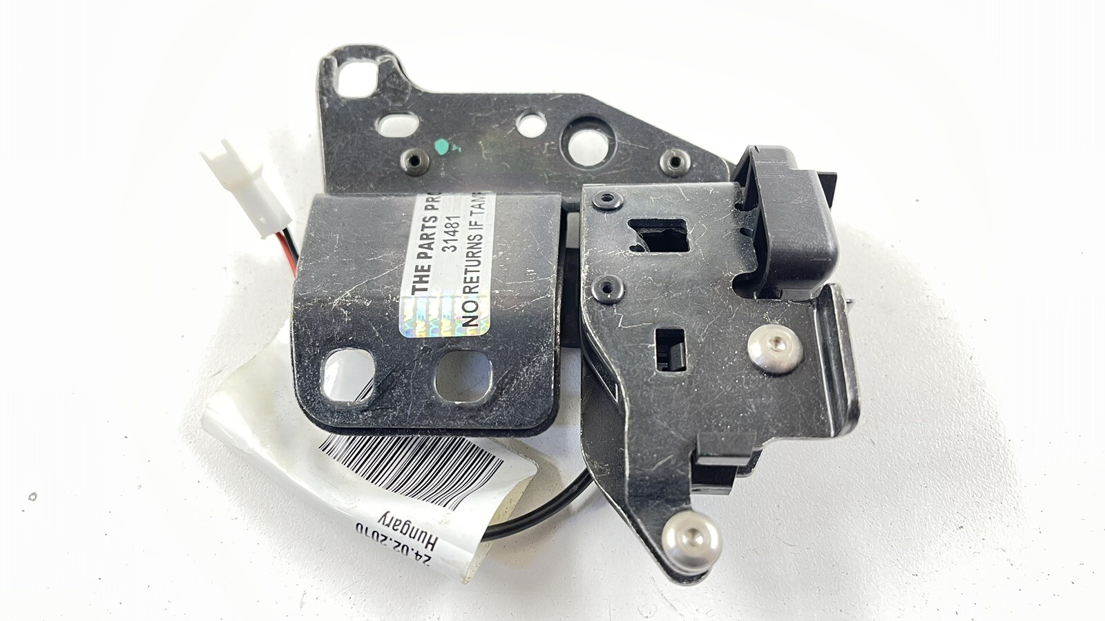 15-17 MCLAREN 650S SPIDER RIGHT FRONT UPPER CONVERTIBLE TOP LATCH LOCK OEM