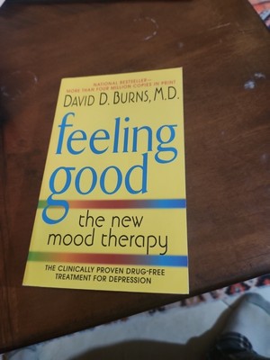 Feeling Good : The New Mood Therapy by David D. Burns (1999, Trade Paperback,...