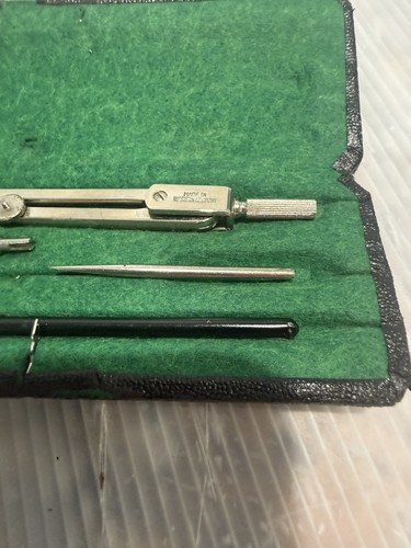 Kit attrezzi da disegno vintage con custodia made in Western Germany - Foto 2 di 6