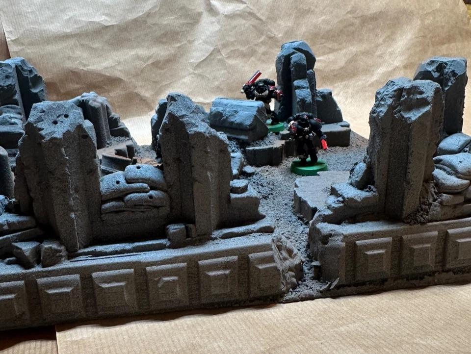 Wargaming terrain scenery, Warhammer 40k, LOTR, Ruins, Temple? As seen in photo - Image 3 of 4
