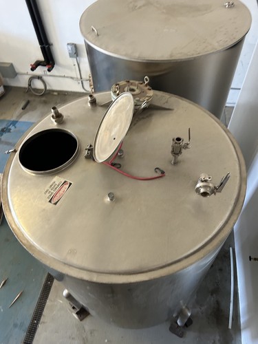 1,000 Gallon Food Grade Stainless Double Wall Sanitary Process Tank, Mixing Tank - Picture 2 of 6