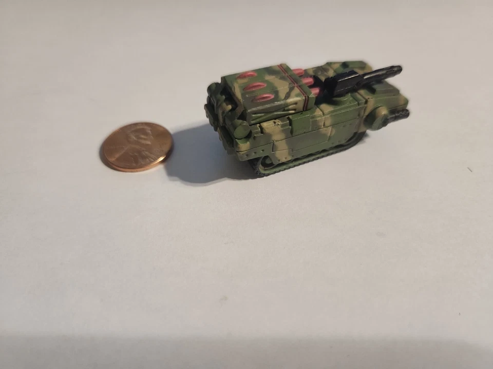 Micro Machines MILITARY Ramshead A5 Green Camouflaged Tank Red Star Symbol - Image 2 of 4