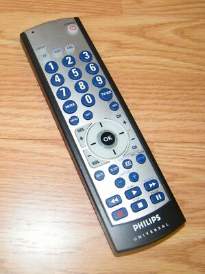 Genuine Philips CL035A . 4-in-1 TV VCR Universal Remote Control w/ Battery Cover