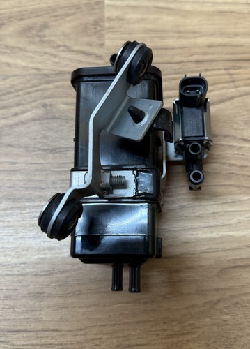 150 175 200 hp Yamaha Solenoid Valve & Canister 6P2-24170-00-00 6C5-86120-00-00 - Picture 3 of 8