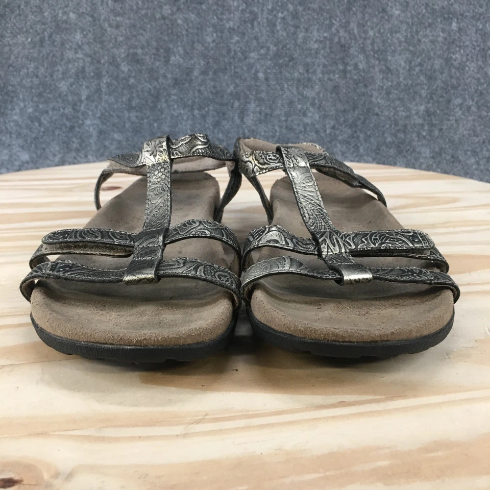 Sandalias Taos para mujer 7 trofeos informales con tiras planas metálicas bronce Foto 4 de 4