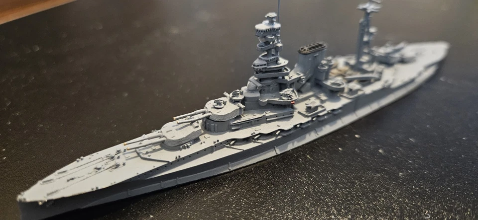Modelo Neptun 1105a HMS Barham escala 1/1250 (1 de 2) Foto 2 de 2