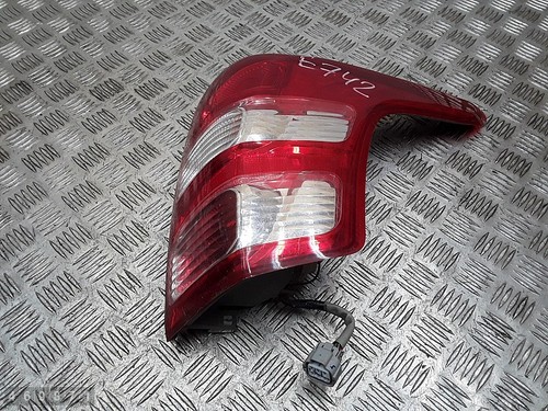 MITSUBISHI L200 RÜCKLEUCHTE HINTEN ANDERE RHD RECHTS 8330A946 ADN2410000 2016
