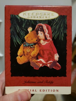 1993 Hallmark Keepsake Ornament Special Edition Julianne and Teddy