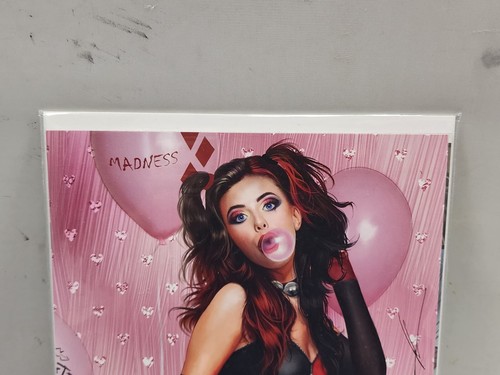 Harley Quinn 25 Carla Cohen 616 Comics Virgin Variant B Bubble Gum! - Picture 2 of 5