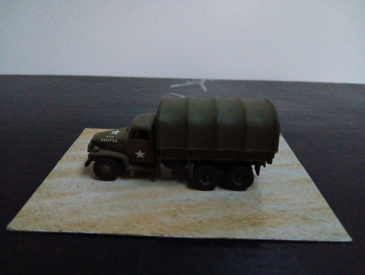 Picture 3 of 9