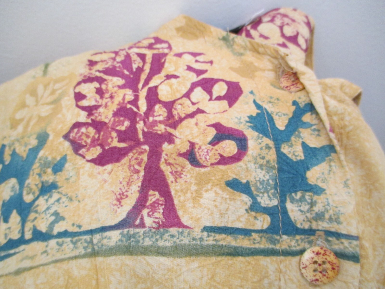 JAMS WORLD Antiqua Batik Pale Yellow Printed Button D… Gem