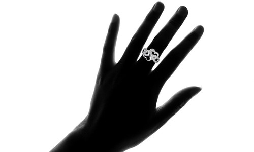 925 Sterling Silver Heart Infinity Knot CZ Promise Band Ring Sizes 6 - 9 - Picture 3 of 3