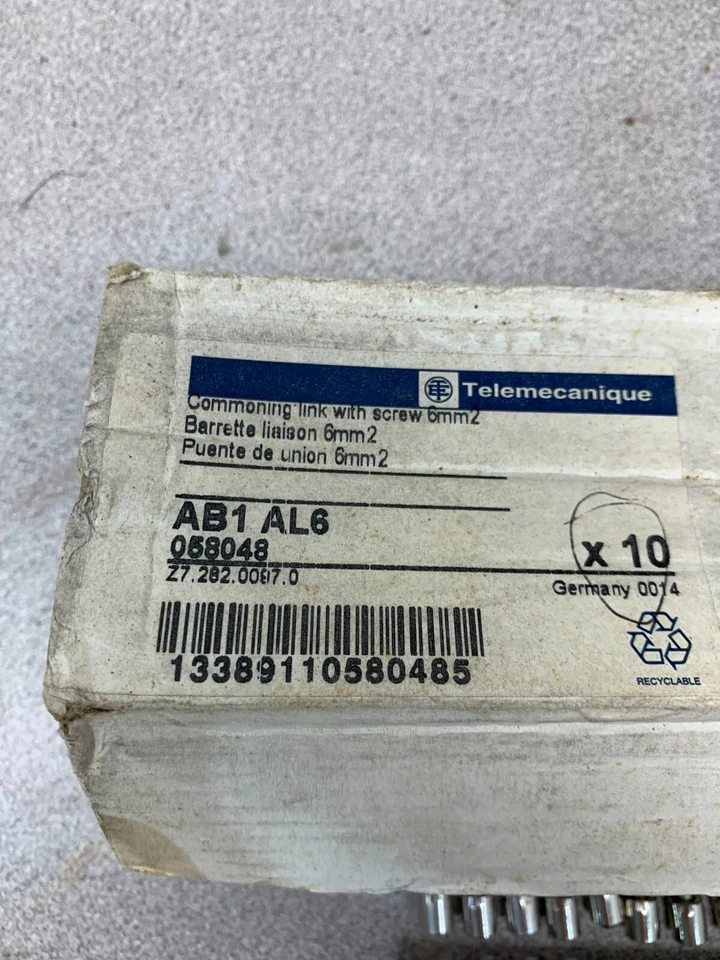 NEW BOX OF 10 TELEMECANIQUE COMMONING LINKS AB1 AL6 - Image 2 of 4