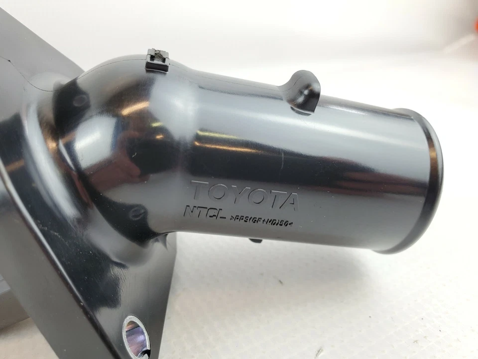 Lexus GS300 GS350 2006-2017 THERMOSTAT w/Housing & Gasket OEM Genuine - Image 3 of 4