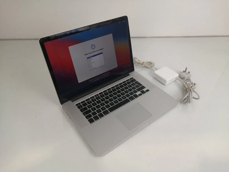 Apple MacBook Pro 15" 2012 · i7 · 16GB · 512GB, photo 1 of 5
