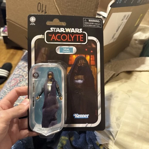 Hasbro SW Vintage 3-3/4 Acolyte Mae (Assassin) V328