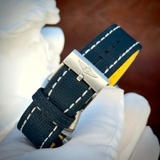 Breitling Avenger Automatic 43 Blue (A17318101C1X1) Box & Papers 9