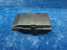 2015–2017 Chrysler 200 Fuse Relay Box Power Distribution OEM