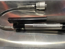 ^^ SWAGELOK HYDRAULIC SWAGING UNIT (LSP45)