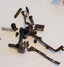 Wheeler & Wilson treadle sewing machine D9 feed dogs+parts  (Loc N59g p3)