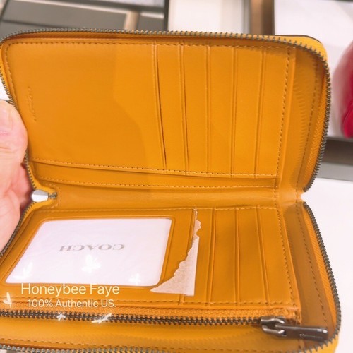 NWT Coach Medium Id Zip Wallet In Signature Canvas/Jacquard CW781/C4124/CAP29 - Picture 23 of 121