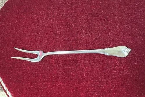 1942 Wallace Sterling "Grand Colonial" Pickle/Olive Fork 5-1/2".