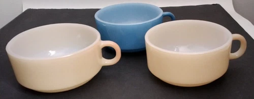 3 Vintage Glasbake  J2711  Blue Tan Handle Soup Chili Bowls