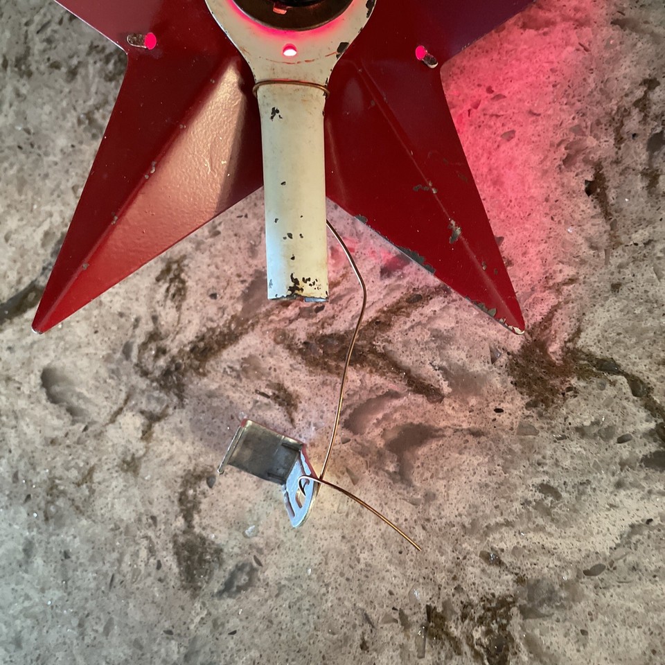 Vtg 1950s Metal Christmas Star Tree Topper White & Red With Glitter