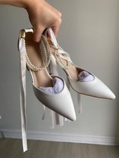NEW NEVER WORN White Ribbon and Pearl Bridal Shoes, Size 37  38