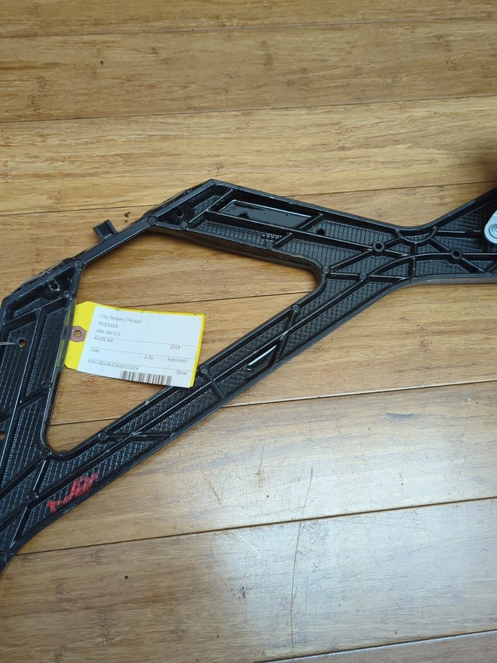 Barra de soporte de puntal de varilla delantera para Audi A8L Quattro 2019-2021 OEM Foto 3 de 4