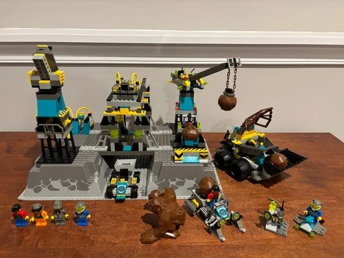 LEGO Rock Raiders: Lot of sets 4990, 4950, 4920, 4910 Nearly Complete